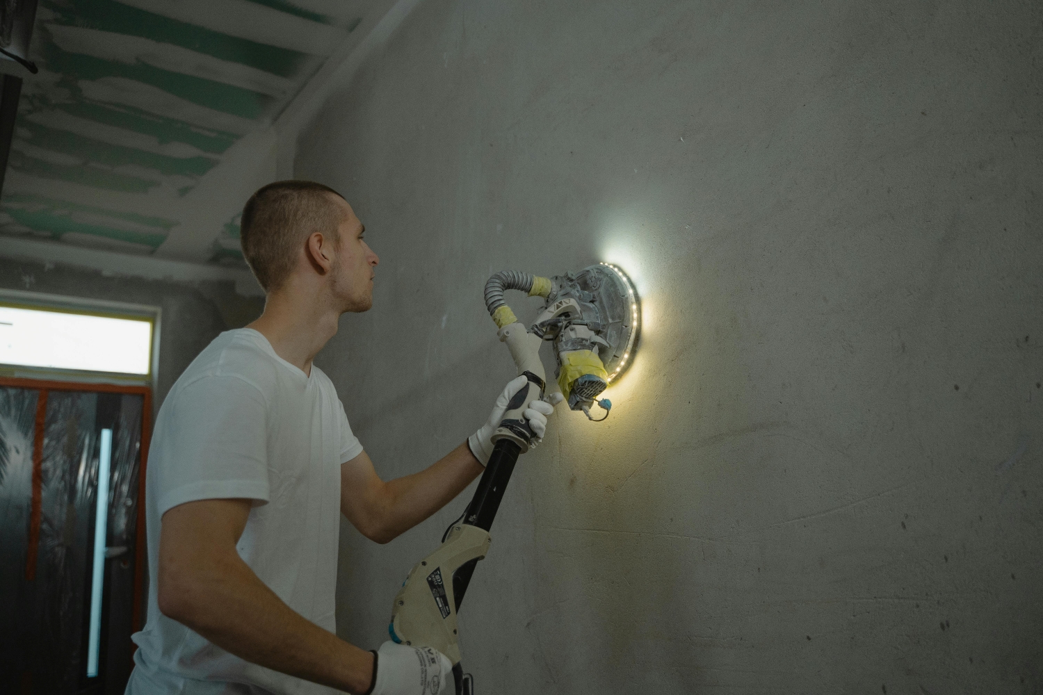 Top 5 Signs Your Drywall Needs Immediate Repair